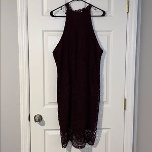 High neck lace maroon dress